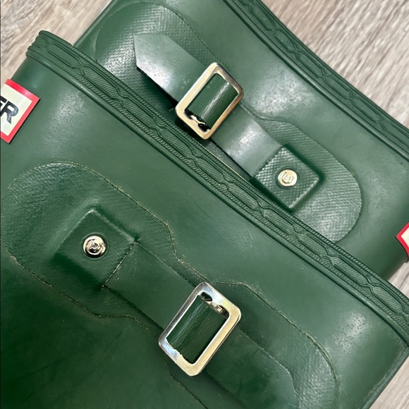 Hunter green tall rain boots - Picture 5 of 10